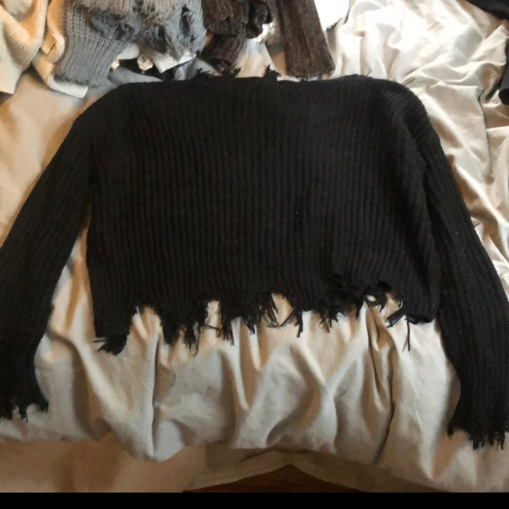 Cropped black sweater